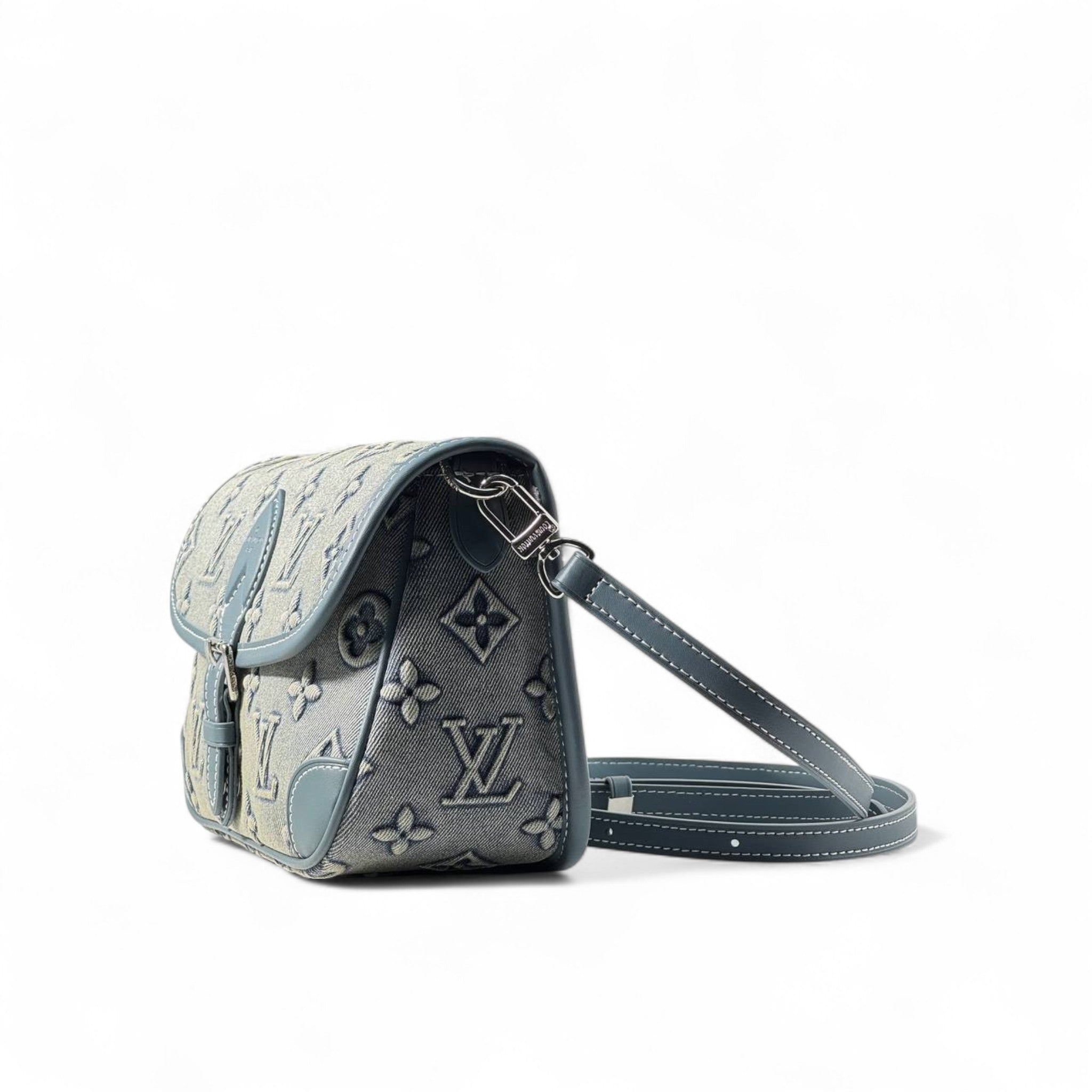 Louis Vuitton Monogram Denim Buckle Bag – Washed Grey & Blue Leather Trim 🖤🔒