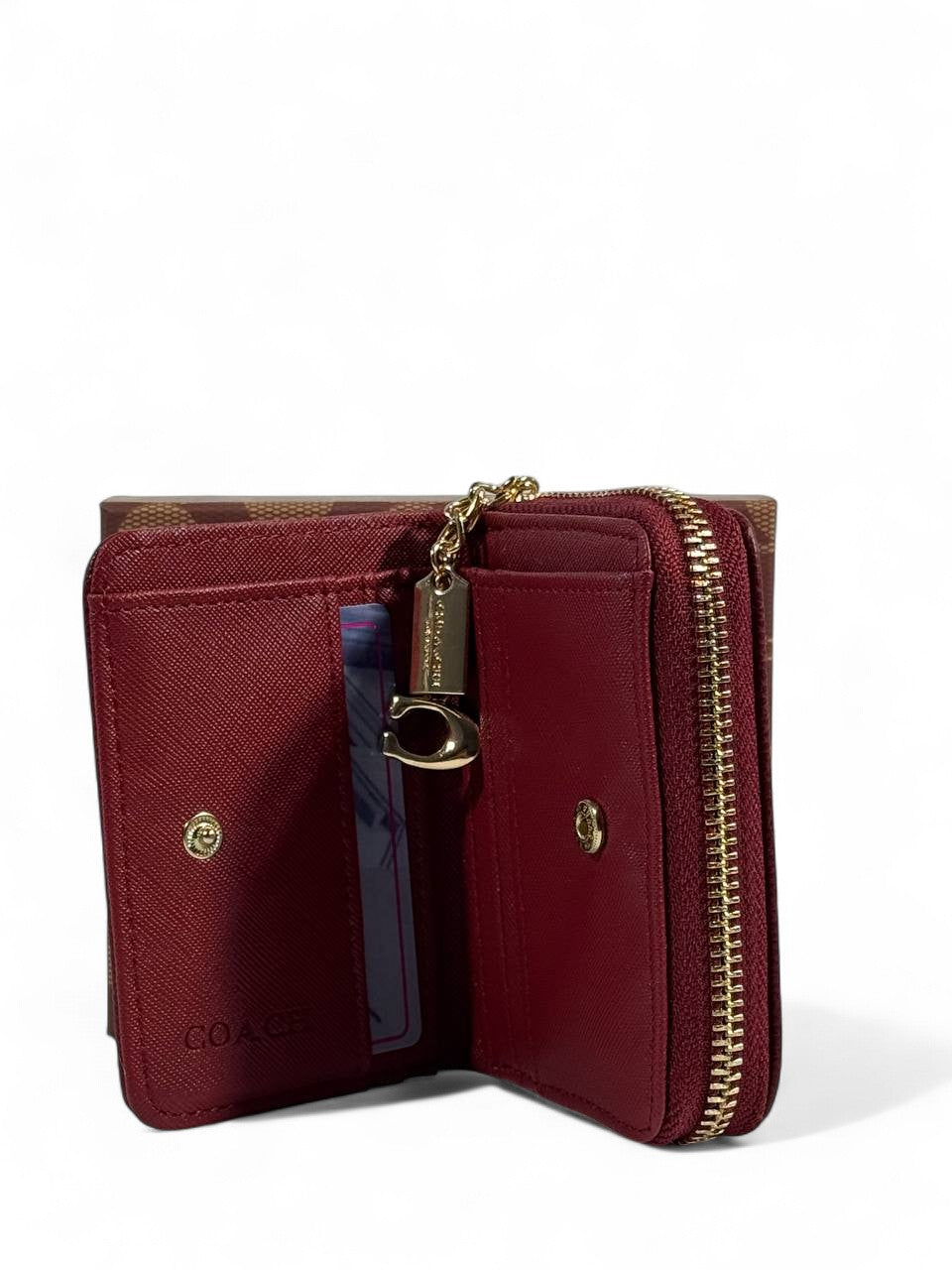 ❤️ Coach Burgundy Saffiano Leather Zip Wallet – Classic Elegance