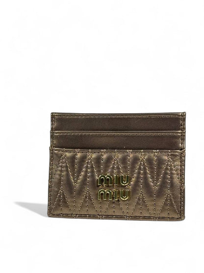 👜 Miu Miu Quilted Metallic Bronze Card Holder – Timeless Glam