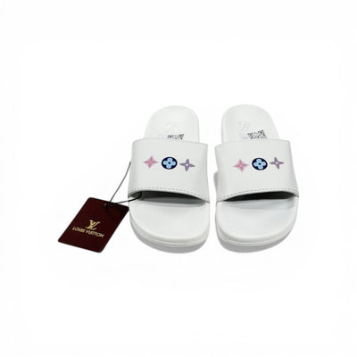 🤍 Louis Vuitton Slides – White Pastel Monogram Edition 🌸✨