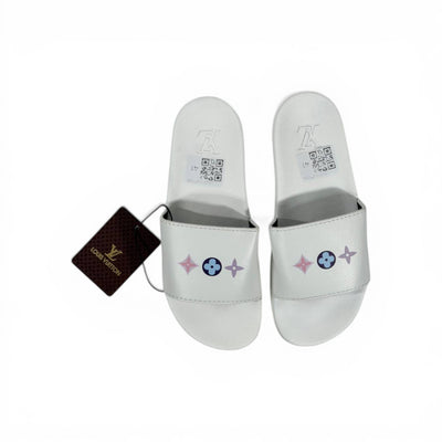 🤍 Louis Vuitton Slides – White Pastel Monogram Edition 🌸✨