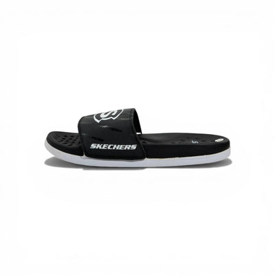 🖤⚪ Skechers Slides – Air Comfort Dual Tone Edition 🔥🩴