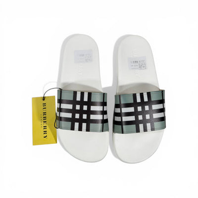 🤍✨ Burberry Slides – Check Pattern White Edition 🔥🩴