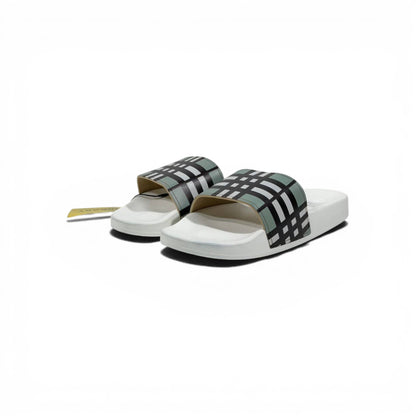 🤍✨ Burberry Slides – Check Pattern White Edition 🔥🩴