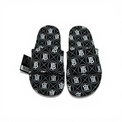 🖤🔥 Burberry Slides – All Over Monogram Black Edition 💎🩴