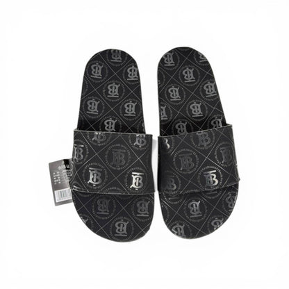 🖤 Burberry Monogram Rubber Slides – Black Luxury Summer Essential
