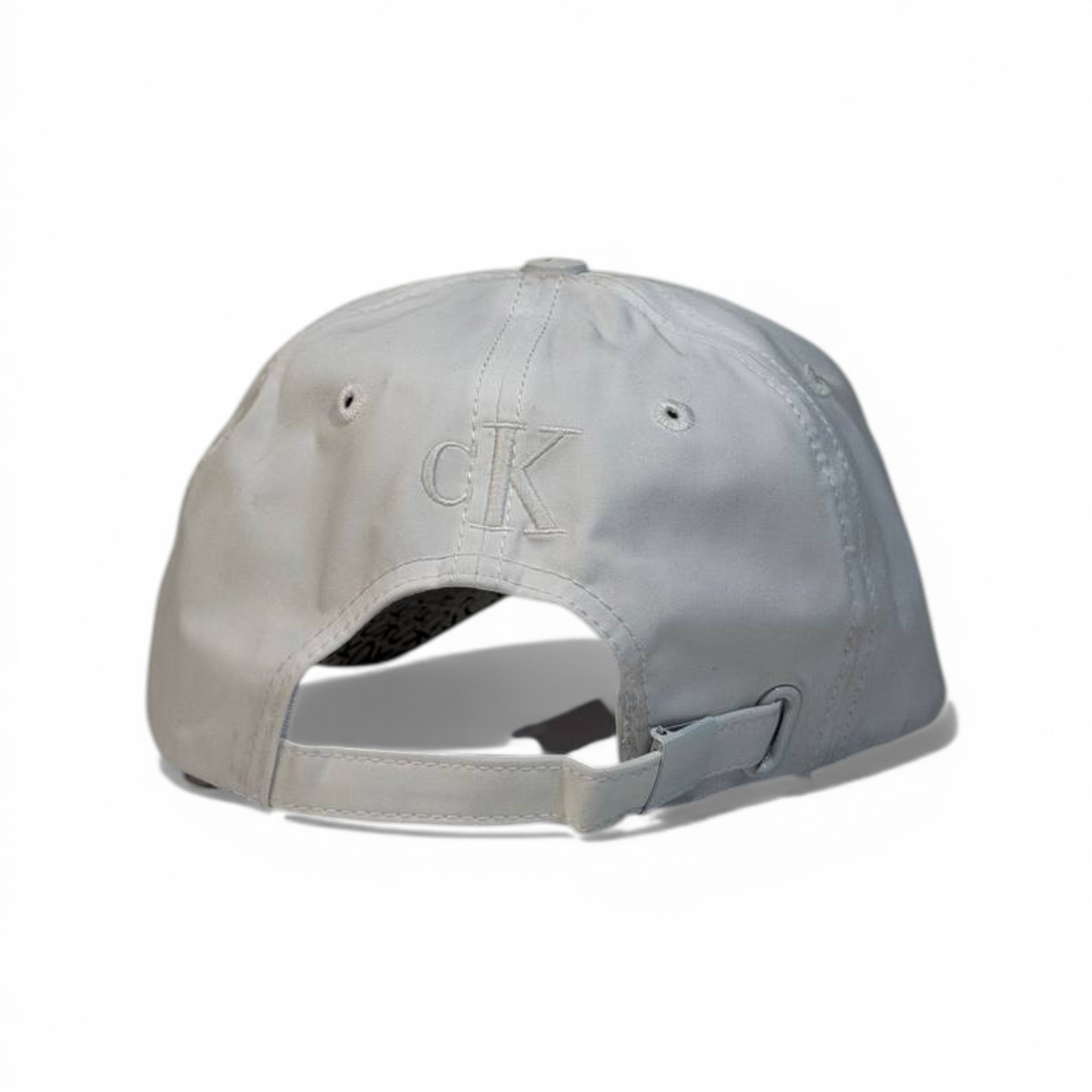 Calvin Klein Minimal Logo Cap Pure White Edition 🧢🤍✨