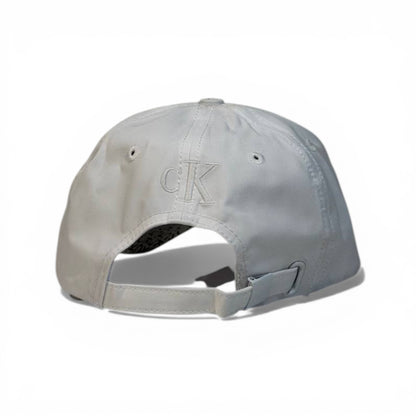 Calvin Klein Minimal Logo Cap Pure White Edition 🧢🤍✨