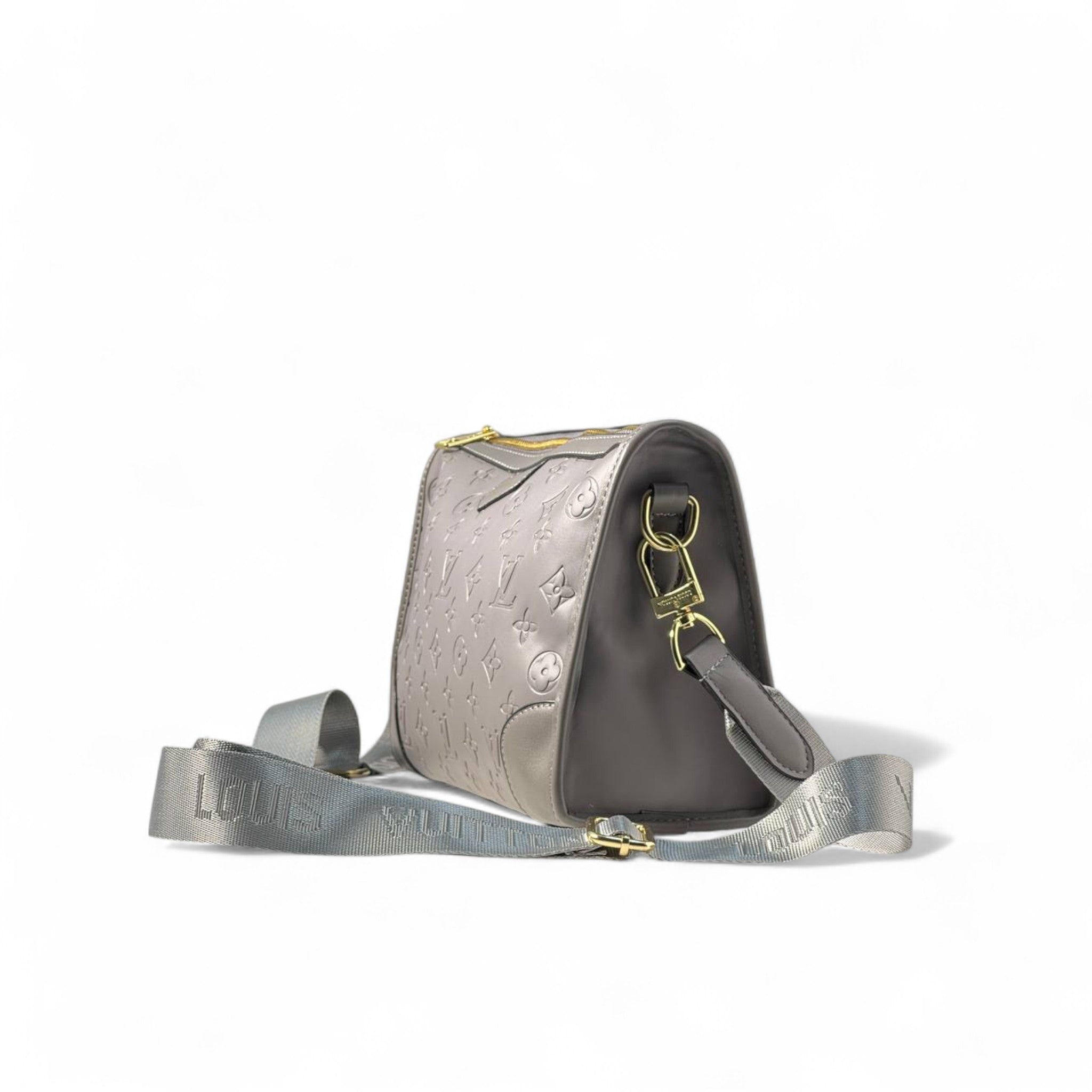 Louis Vuitton Gunmetal Monogram Crossbody Bag with Strap 💼✨