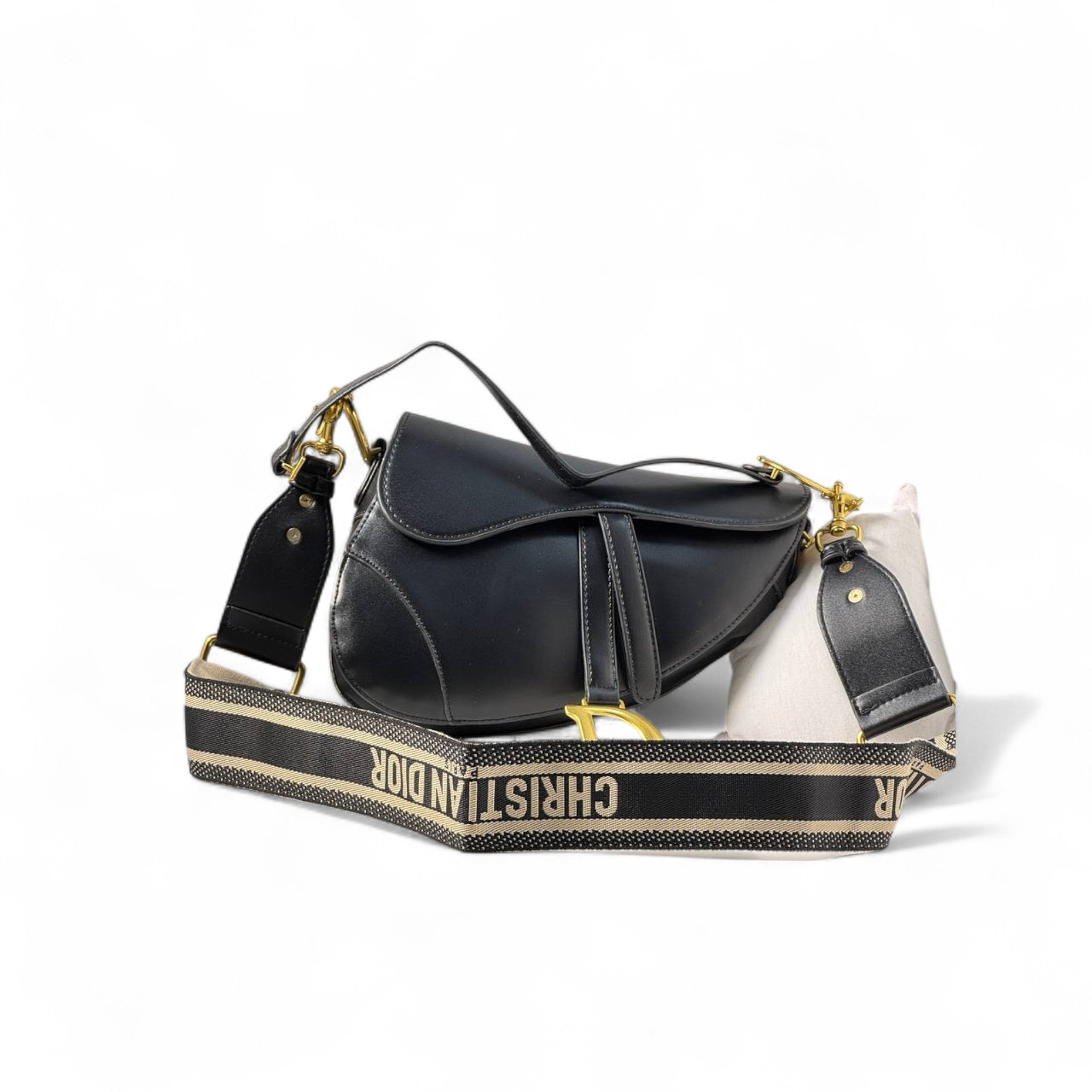 🖤 Christian Dior Black Saddle Bag – Iconic Logo Strap & Gold Hardware | Parisian Elegance