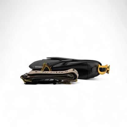 🖤 Christian Dior Grained Leather Saddle Bag – Gold Hardware & Logo Strap | Iconic Textured Elegance