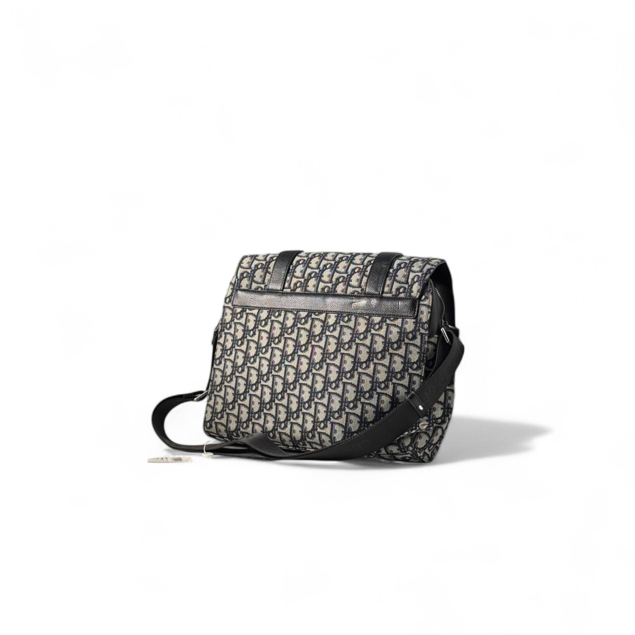 📩 Dior Oblique Canvas Messenger Bag – Monogram Edition 🖤