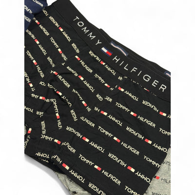 🩳 Tommy Hilfiger Men’s Boxer Set – 3-Pack All-Over Logo Print Edition (Navy, Black, Grey) 🔁