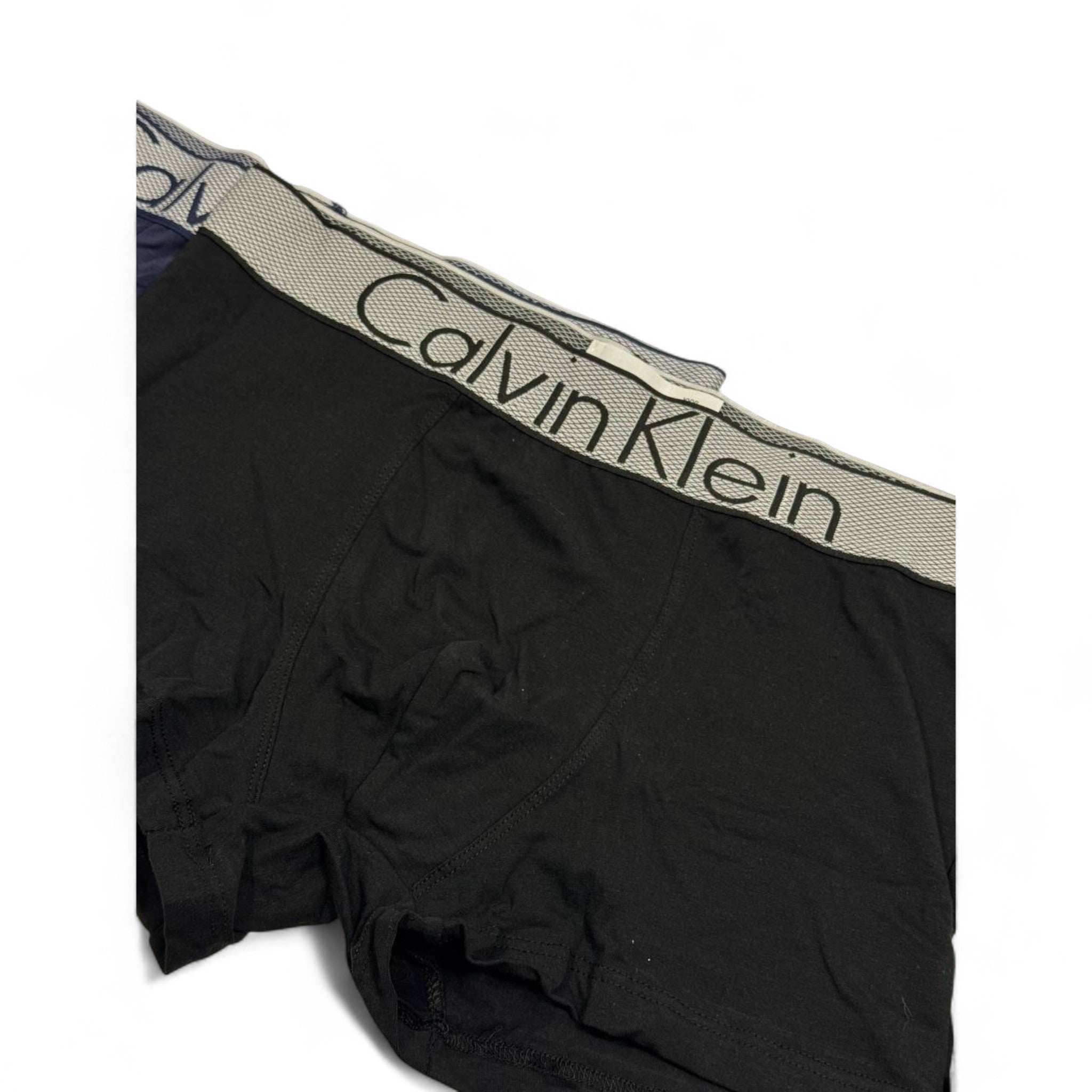 🩳 Calvin Klein Men’s Boxer Set – 3-Pack Core Modern Cotton (Navy, Black, Grey) 🖤