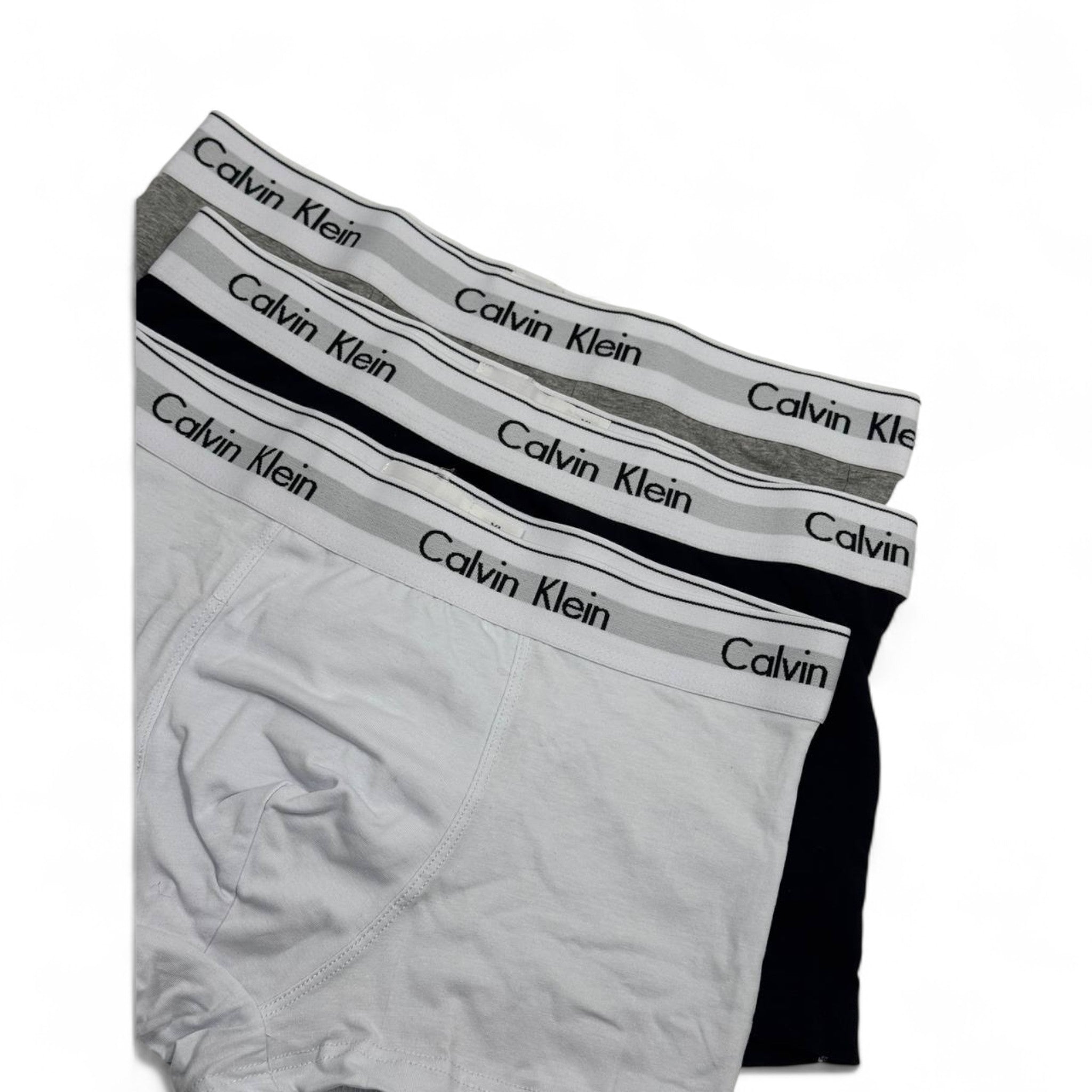 🩳 Calvin Klein Men’s Boxer Briefs – 3-Pack Classic Logo Waistband (White, Black, Grey) 🤍🖤