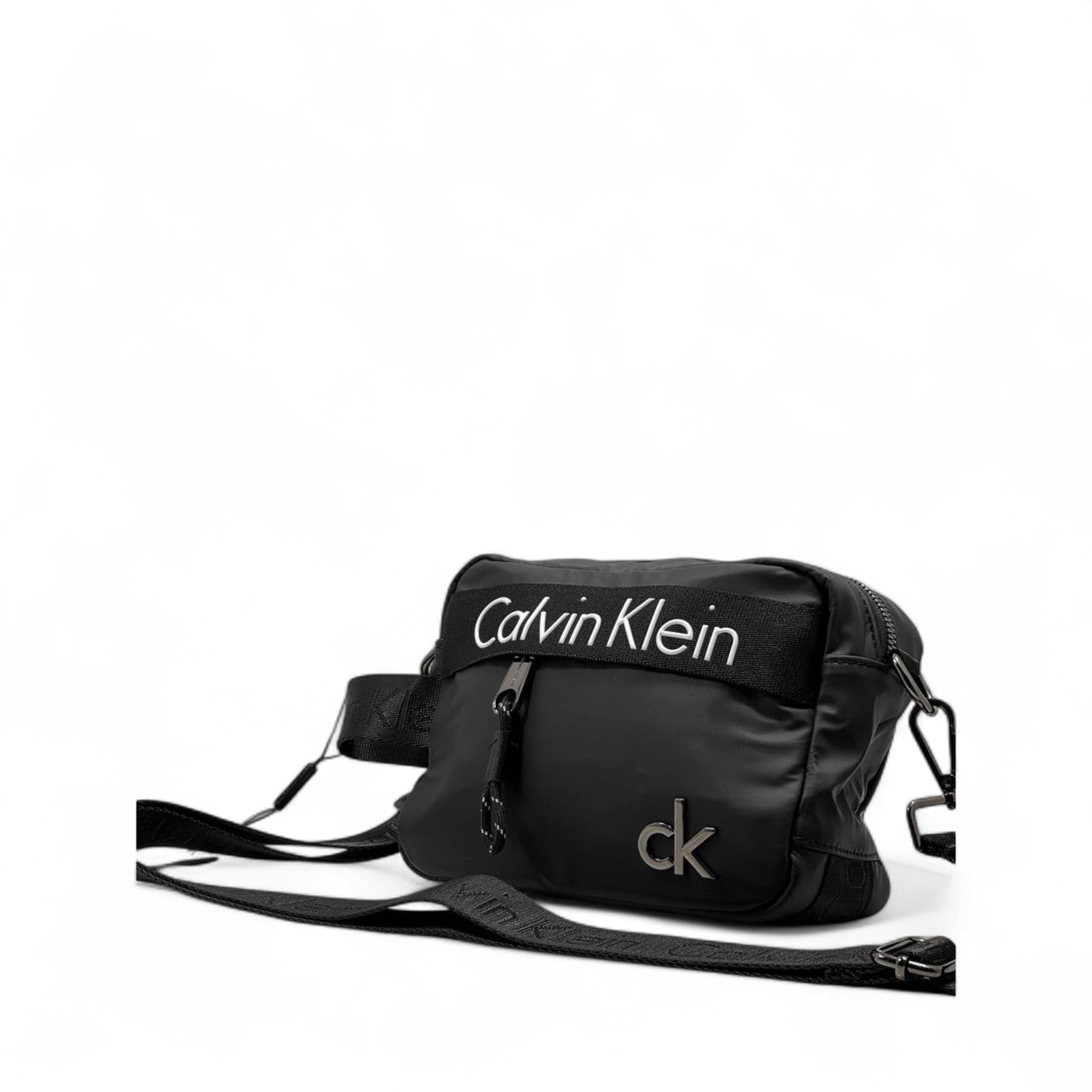 🖤 Calvin Klein Signature Crossbody Bag – Black & White Logo 🖤
