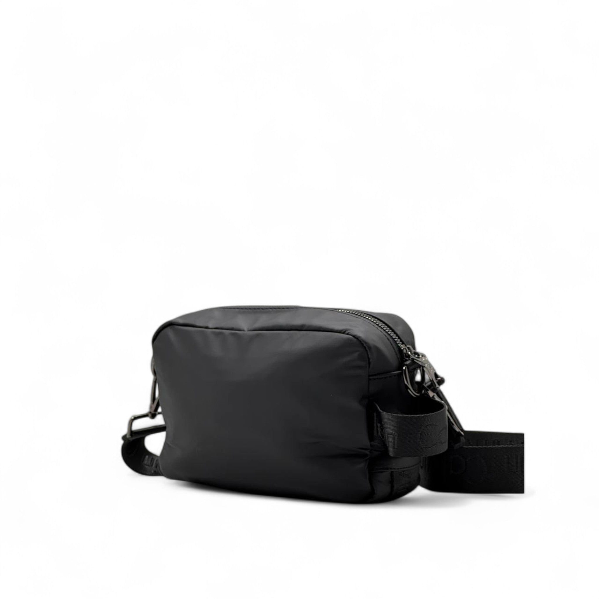 🖤 Calvin Klein Signature Crossbody Bag – Black & White Logo 🖤