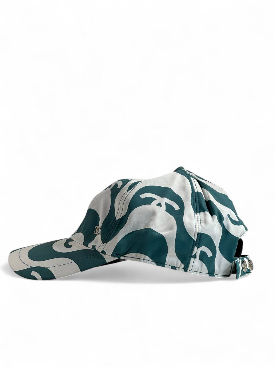 🧢 Chanel Abstract Green & White Pattern Cap 💚🤍