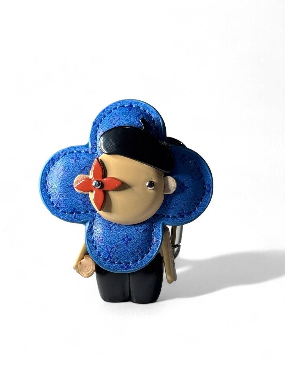 🌟 Louis Vuitton Vivienne Blue Flower Keychain – Collector’s Charm 🔑💙🌸