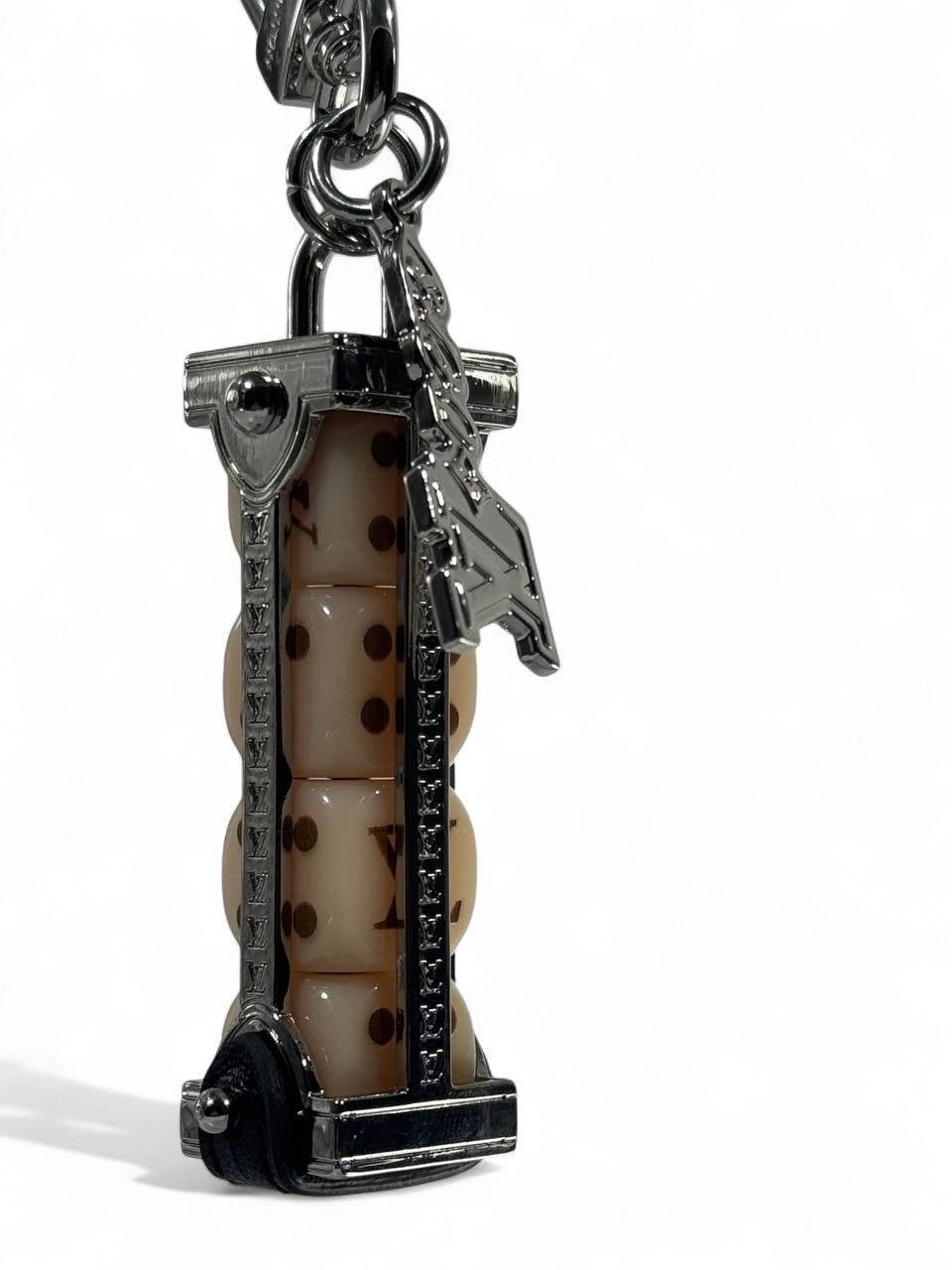 🎲 Louis Vuitton Dice Keychain – Luxury Monogram Collector’s Charm 🔑✨