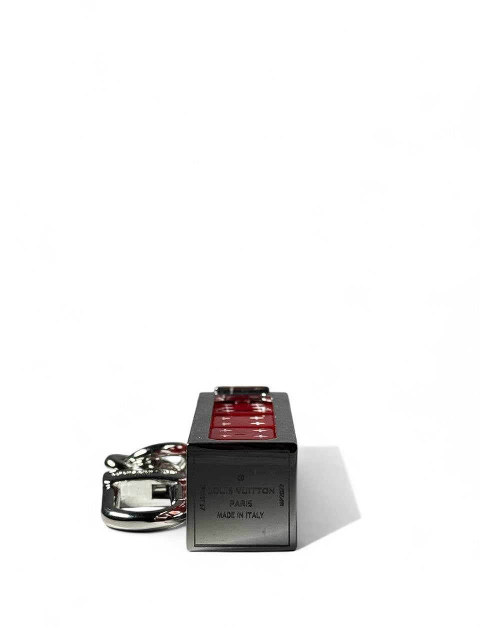 🔥 Louis Vuitton x Supreme Red Dice Keychain – Limited Edition Collab Charm 🎲🔑