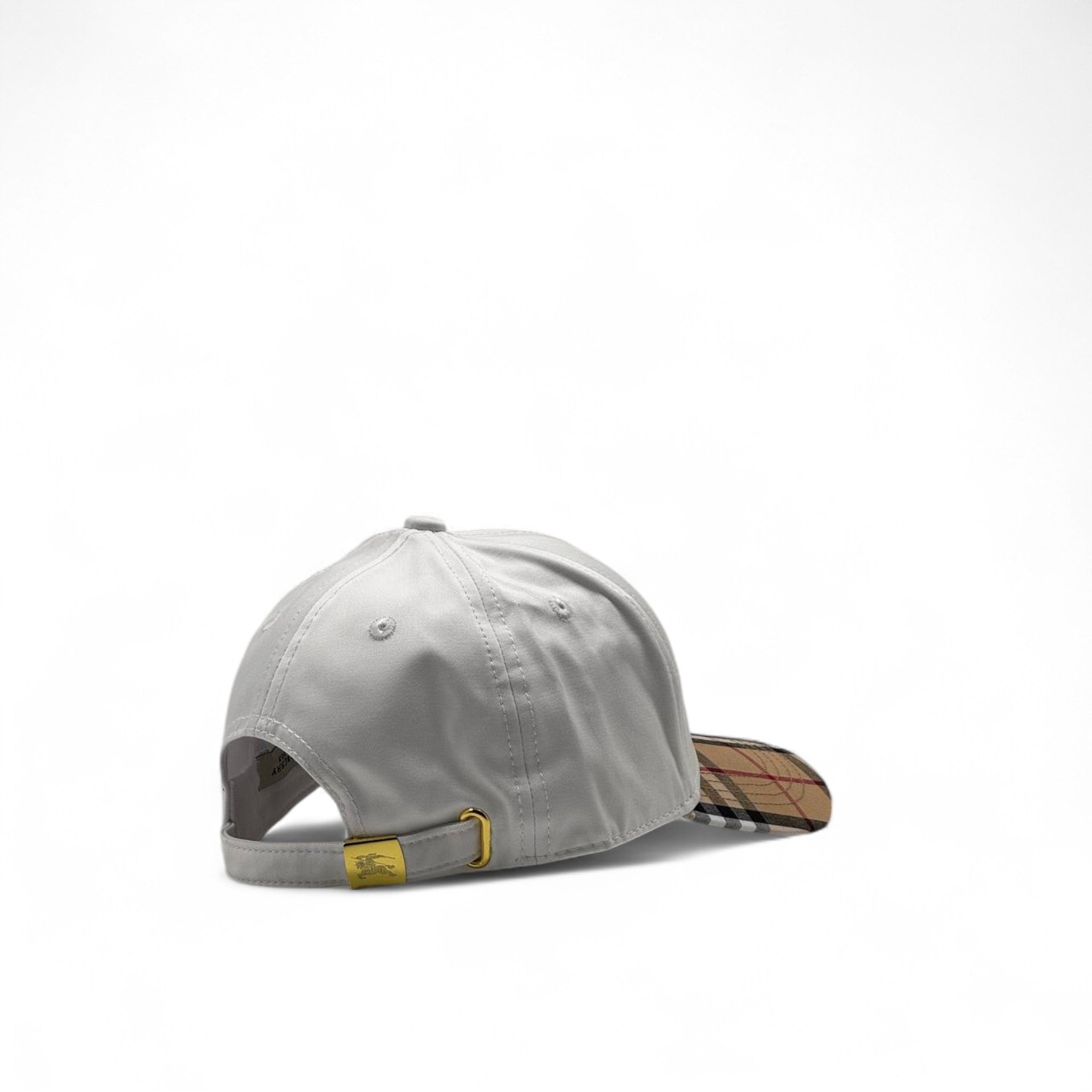 Burberry "B" White Cap with Signature Check Visor 🤍 – Timeless British Chic