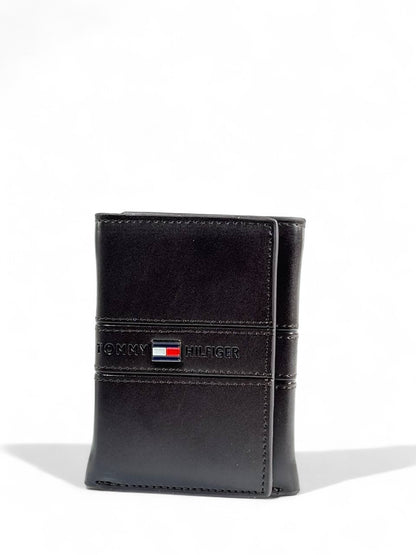 🤎 Tommy Hilfiger Dark Brown Leather Wallet – Signature Flag Logo 🇺🇸✨
