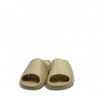 Adidas Yeezy-Style Slides – Beige Foam Comfort for Everyday Wear 🟤