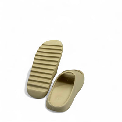 Adidas Yeezy-Style Slides – Beige Foam Comfort for Everyday Wear