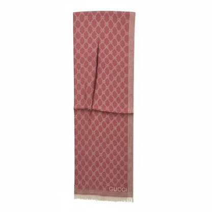 🧣 Gucci GG Monogram Rose Scarf – Iconic Italian Elegance ✨