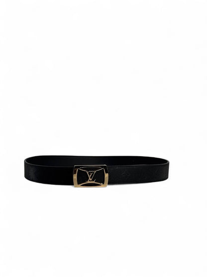 Louis Vuitton Black Belt 115 cm 🖤 | Gold Buckle Elegance ✨🪙