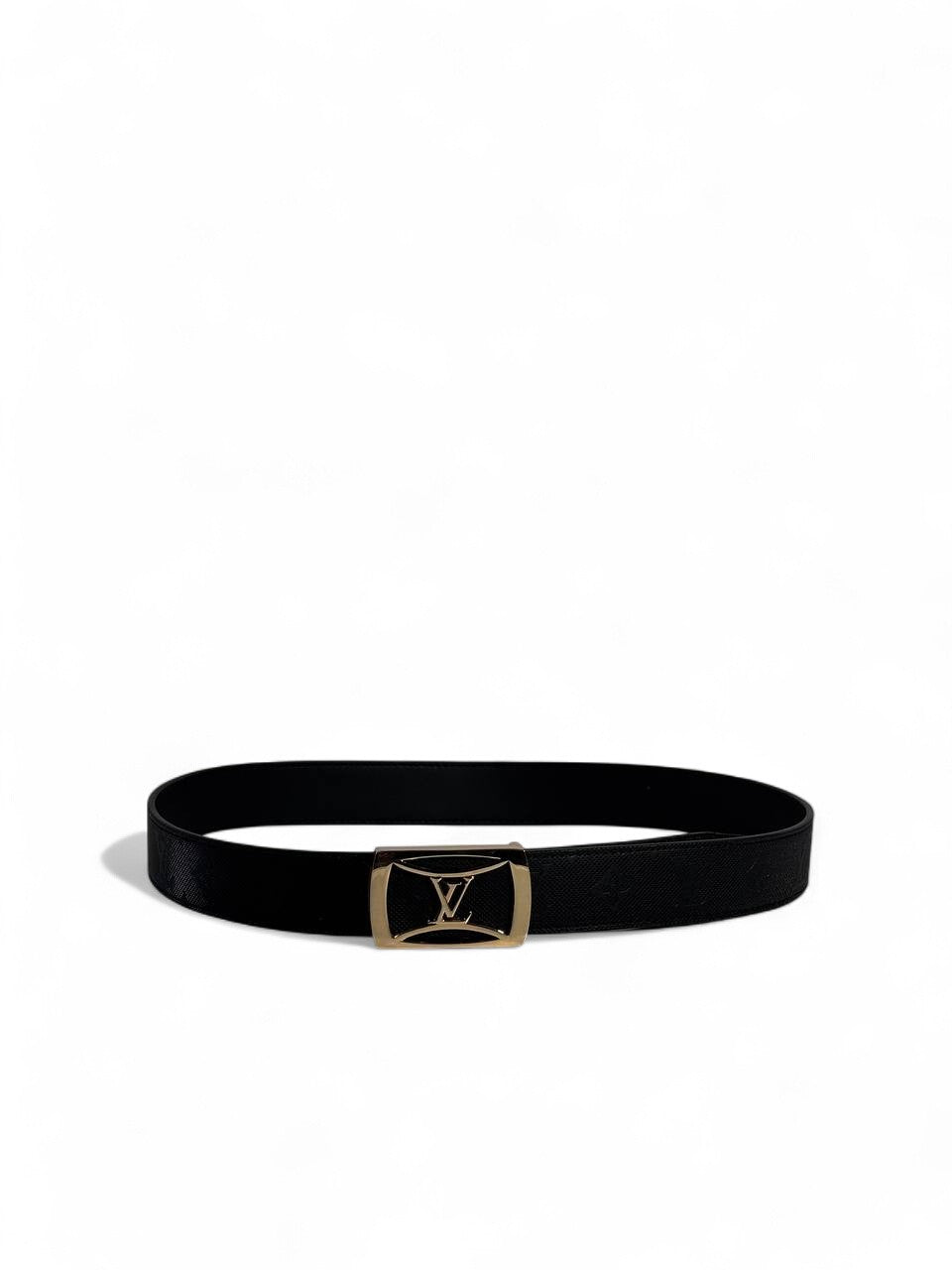 Louis Vuitton Black Belt 115 cm 🖤 | Gold Buckle Elegance ✨🪙
