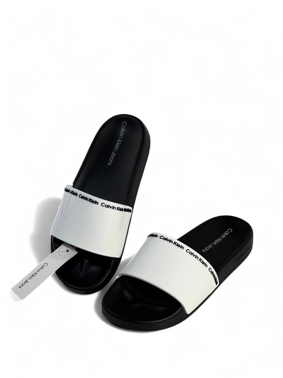 Calvin Klein Jeans Men’s Slides – White & Black 🖤🤍 | Modern Summer Comfort ☀️👟