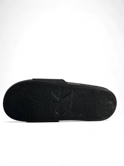 Calvin Klein Jeans Men’s Slides – Triple Black 🖤 | Premium Minimalist Style 🧼👟