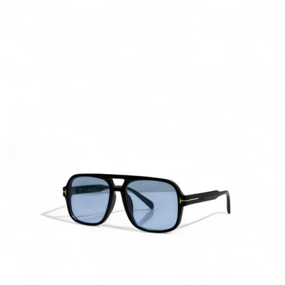 Tom Ford Aviator-Style Sunglasses – Icy Blue Lens & Jet Black Frame ❄️🖤