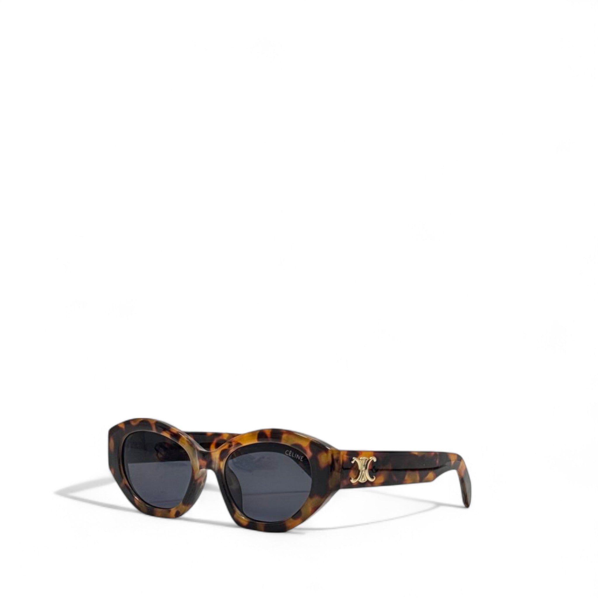 Celine Triomphe Sunglasses – Tortoiseshell Icon 🐆✨