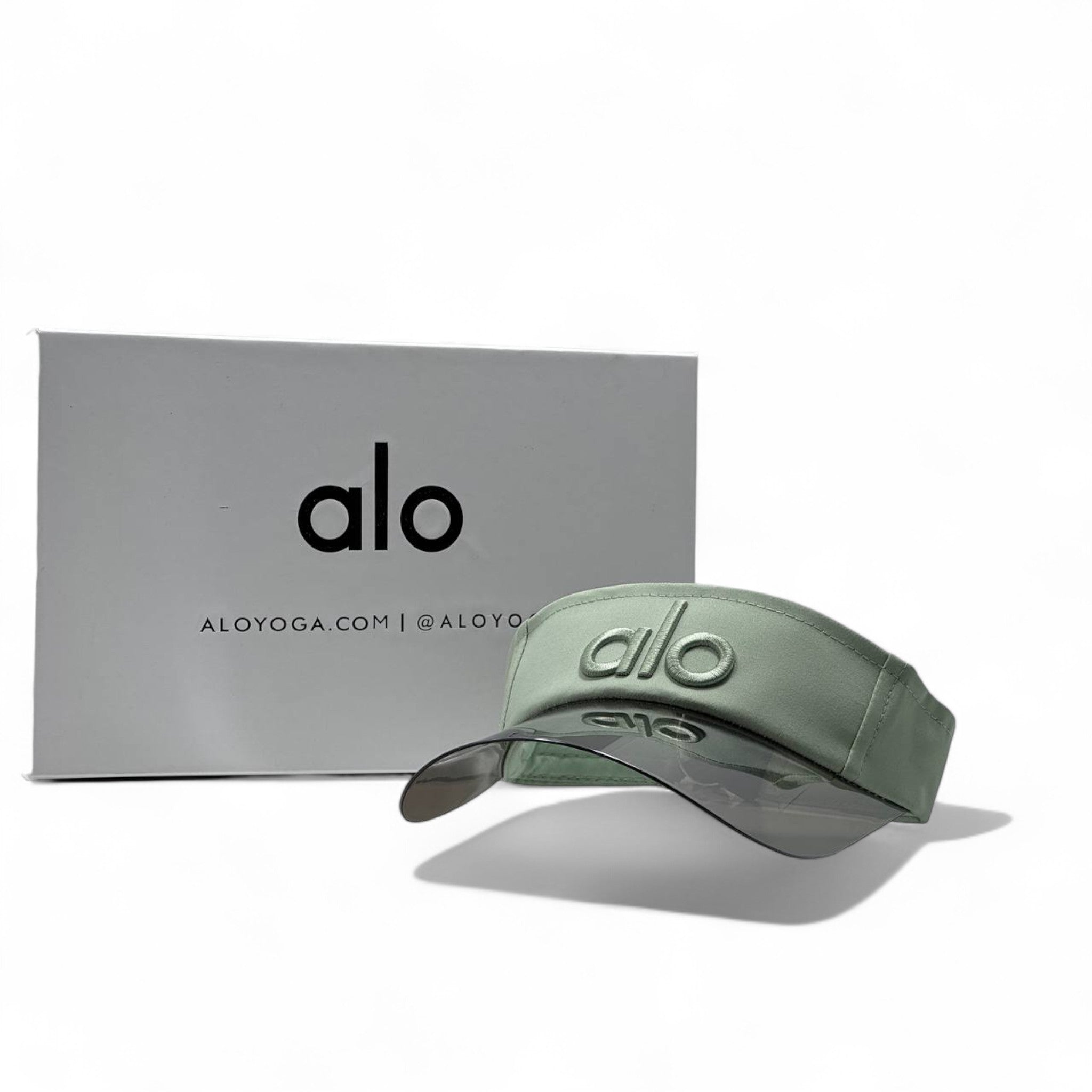 Alo Yoga Iridescent Visor Cap – Sage Green with Box 🧘🌿