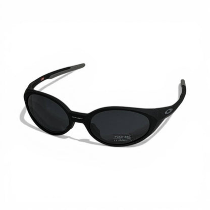 Oakley Polarized Oval Sunglasses – Matte Black Sport Edition 🕶️⚡
