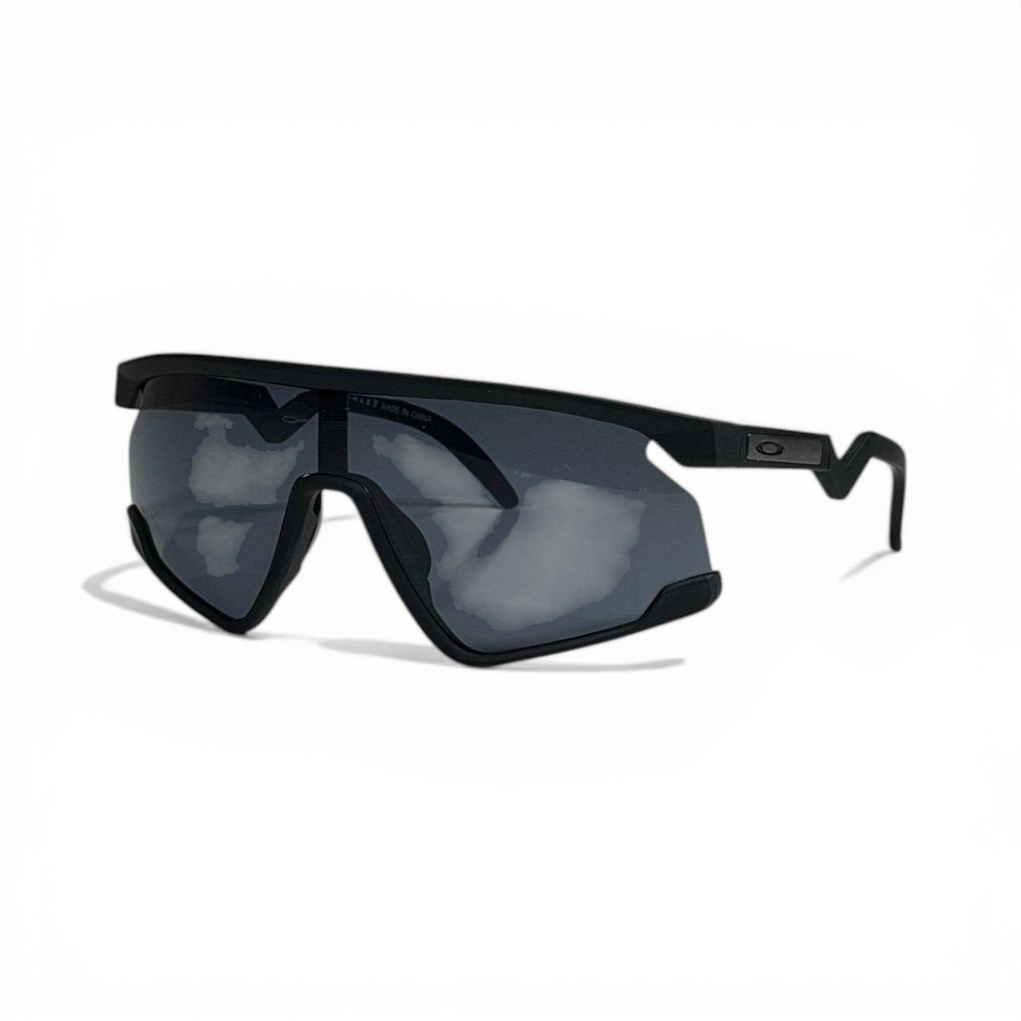 Oakley Oversized Shield Sunglasses – All Black Stealth Edition 🕶️⚡
