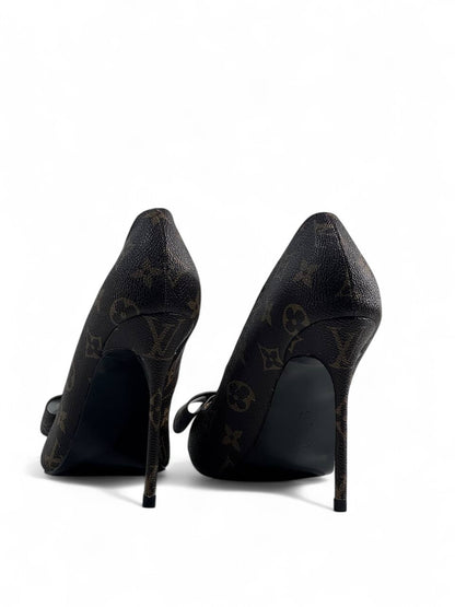 Louis Vuitton Monogram Bow Heels 👠✨ | Luxury Pointed-Toe Pumps for Women