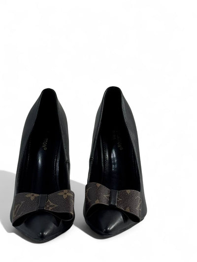 Louis Vuitton Black Monogram Bow Pumps – Elegant Luxury Pointed-Toe Heels