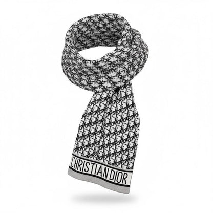 🖤 Christian Dior Oblique Knit Scarf – Timeless Parisian Elegance ❄️