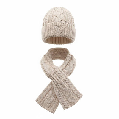 🤍 Louis Vuitton Ivory Cable Knit Beanie & Scarf Set – Elegant Winter Essential ❄️