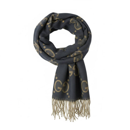 Gucci Double-Face GG Wool Scarf – Timeless Luxury Winter Essential 🧣✨