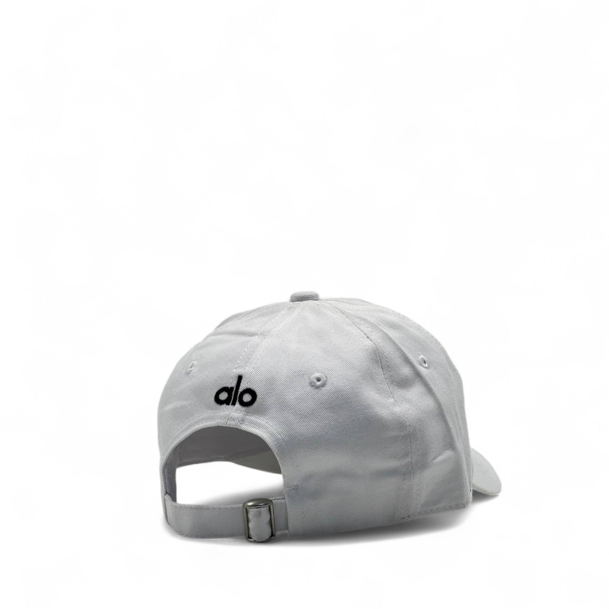 Alo Yoga Signature Cap – Clean White Edition 🖤🤍