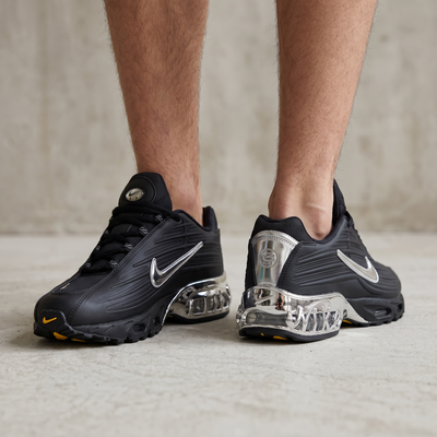 Nike Shox Black Chrome Edition – Bold Power, Timeless Style