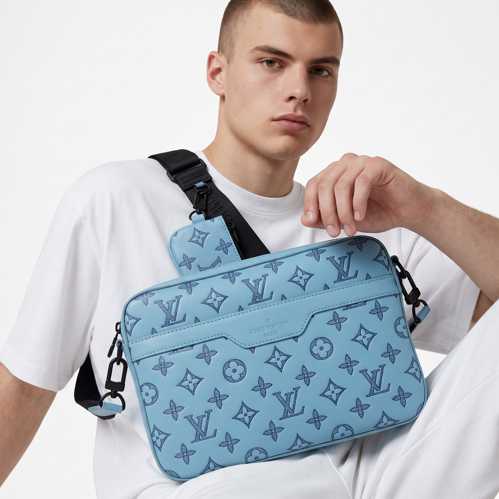 💙 Louis Vuitton Monogram Eclipse Messenger Bag Set – Sky Blue