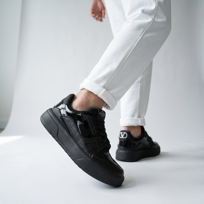 🖤 Valentino Garavani All-Black Platform Sneakers 👟🔥