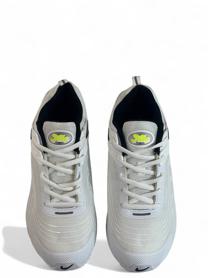 🔥 Nike Zoomwave Silver Edition 👟 | Futuristic Comfort Meets Sleek Design