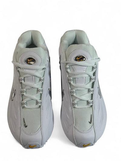 ⚡ Nike Shox Silver Chrome Edition 👟 | Luxury Meets Performance